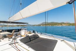 Lagoon 620 in Sardinia / Portisco / Cala dei Sardi thumbnail 75