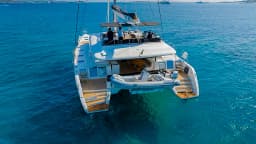 Lagoon 620 in Sardinia / Portisco / Cala dei Sardi thumbnail 9