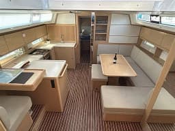 Bavaria C46 in Mallorca / Palma de Mallorca / La Lonja Marina Charter thumbnail 2