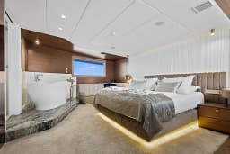 Motoryacht in Split / ACI Marina Split thumbnail 59