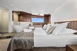 Motoryacht in Split / ACI Marina Split thumbnail 60