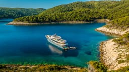 Motoryacht in Split / ACI Marina Split thumbnail 8