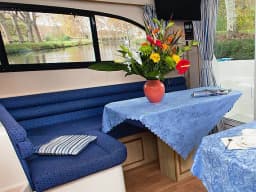 Elegance in Rheinsberg / Marina Wolfsbruch thumbnail 2
