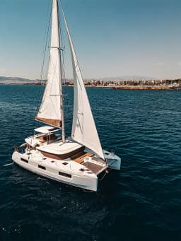 Lagoon 46 in Athens / Alimos Marina thumbnail 7