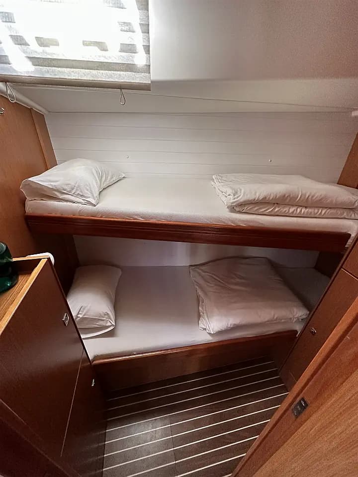 Bavaria Cruiser 51 in Sukošan / D-Marin Dalmacija Marina - Photo 5