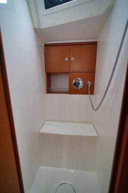 Bavaria Cruiser 46 in Kavala thumbnail 10