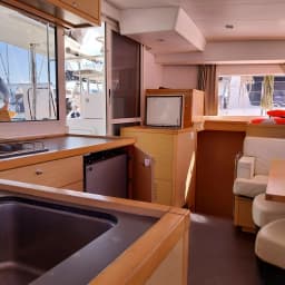 Lagoon 400 S2 in Preveza Main Port thumbnail 9