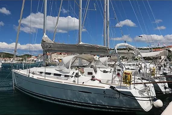 First 35 in Murter / Jezera / ACI Marina Jezera - Photo 1