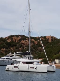 Lagoon 42 in Sardinia / Olbia / Marina Golfo Cugnana thumbnail 13