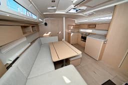 Oceanis 40.1 in Zadar / Marina Zadar thumbnail 15