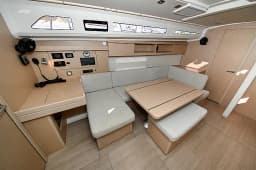 Oceanis 40.1 in Zadar / Marina Zadar thumbnail 17