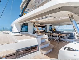 Lagoon Sixty 5 in Sicily / Castellammare del Golfo / Porto di Castellammare del Golfo thumbnail 12