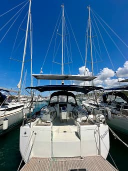 Sun Odyssey 419 in Sukošan / D-Marin Dalmacija Marina thumbnail 11