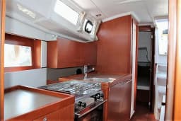 Oceanis 35 in Split / ACI Marina Split thumbnail 15