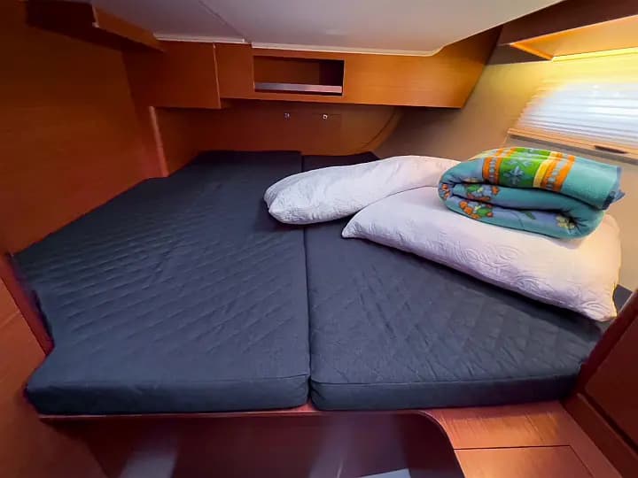 Dufour 390 Grand Large in Bocca di Magra - Photo 5