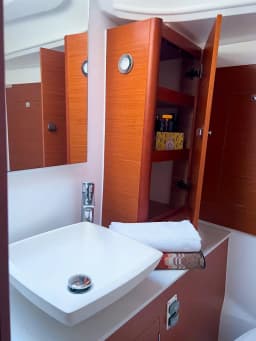 Dufour 390 Grand Large in Bocca di Magra thumbnail 6