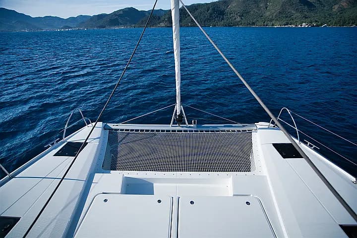 Astréa 42 in Marmaris Yacht Marina - Photo 5
