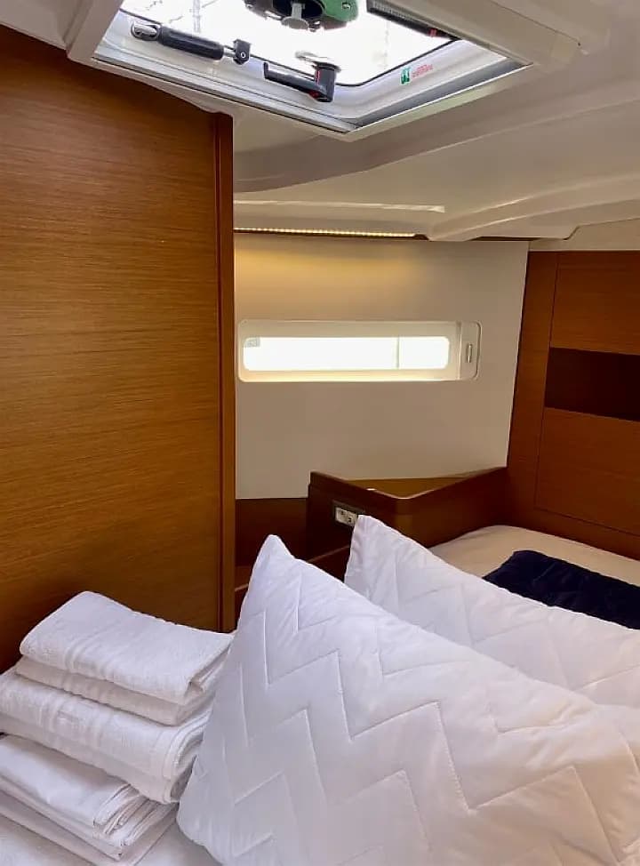 Sun Odyssey 410 in Lefkada / D-Marin Marina Lefkas - Photo 4