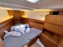 Sun Odyssey 389 in Tortola / Road Town / Fort Burt Marina thumbnail 3
