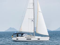 Oceanis 51.1 in Kos / Marina Kos thumbnail 11