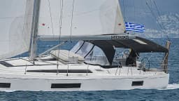 Oceanis 51.1 in Kos / Marina Kos thumbnail 3