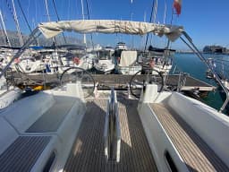 Oceanis 38.1 in La Spezia / Porto Mirabello thumbnail 10
