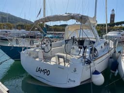 Oceanis 38.1 in La Spezia / Porto Mirabello thumbnail 12