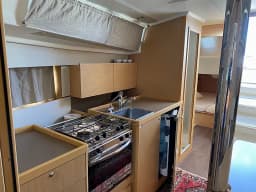 Oceanis 38.1 in La Spezia / Porto Mirabello thumbnail 9