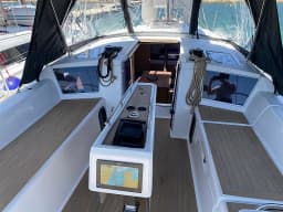 Dufour 360 Grand Large in Sardinia / Portisco / Cala dei Sardi thumbnail 21