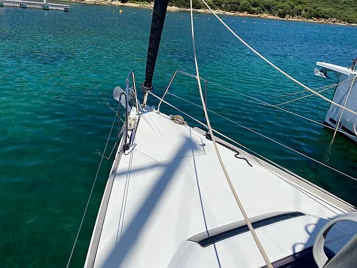 Dufour 360 Grand Large in Sardinia / Portisco / Cala dei Sardi - Photo 4
