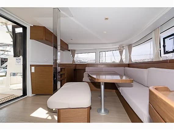 Lagoon 42 in Skiathos - Photo 3