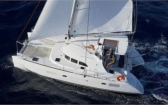 Lagoon 380 in Sicily / Marsala Marina - image 1