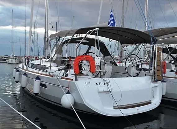 Sun Odyssey 519 in Athens / Marina Delta Kallithea - Photo 1