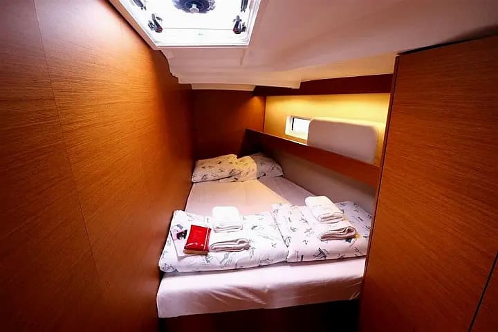 Sun Odyssey 440 in Split / ACI Marina Split - Photo 5