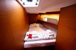 Sun Odyssey 440 in Split / ACI Marina Split thumbnail 4