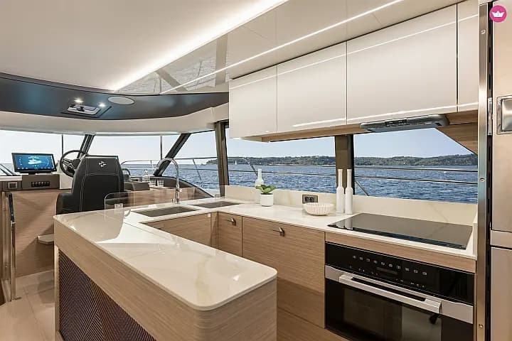Prestige M48 in Sicily / Capo d'Orlando Marina - Photo 5