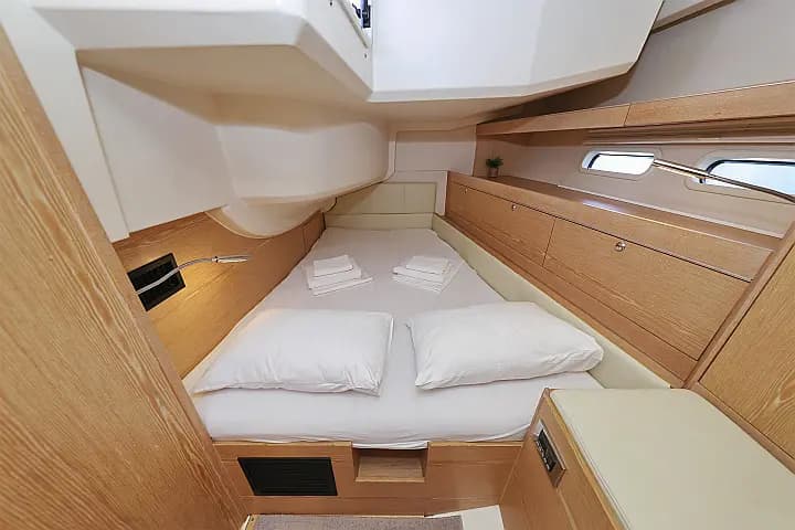 Hanse 575 in Sukošan / D-Marin Dalmacija Marina - Photo 4