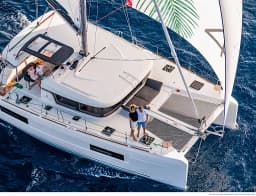 Lagoon 410 in Lanzarote / Arrecife / Marina Lanzarote thumbnail 3