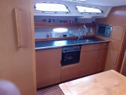 Bavaria 43 Cruiser in Lefkada / Nikiana Marina thumbnail 11
