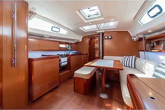 Oceanis 43 in Kavala - Photo 3