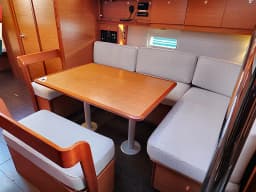 Dufour 430 in Kaštel Gomilica / Marina Kaštela thumbnail 17