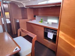 Dufour 430 in Kaštel Gomilica / Marina Kaštela thumbnail 19