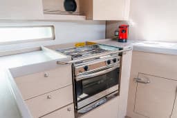Oceanis 40.1 in Sardinia / Olbia / Marina di Olbia thumbnail 13