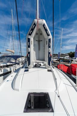 Oceanis 40.1 in Sardinia / Olbia / Marina di Olbia thumbnail 5