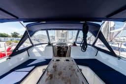 Oceanis 40.1 in Sardinia / Olbia / Marina di Olbia thumbnail 8