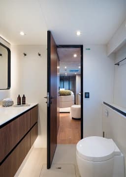 Sunreef 60 in Kaštel Gomilica / Marina Kaštela thumbnail 19