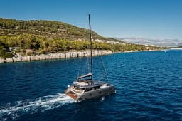 Sunreef 60 in Kaštel Gomilica / Marina Kaštela thumbnail 5