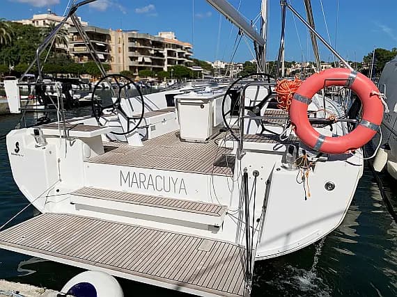 Oceanis 46.1 in Mallorca / Cala D`Or / Cala D'Or - image 1