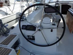 Oceanis 48 in Lefkada / Port of Lefkas thumbnail 7