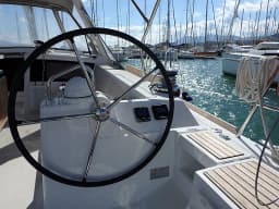 Oceanis 48 in Lefkada / Port of Lefkas thumbnail 8